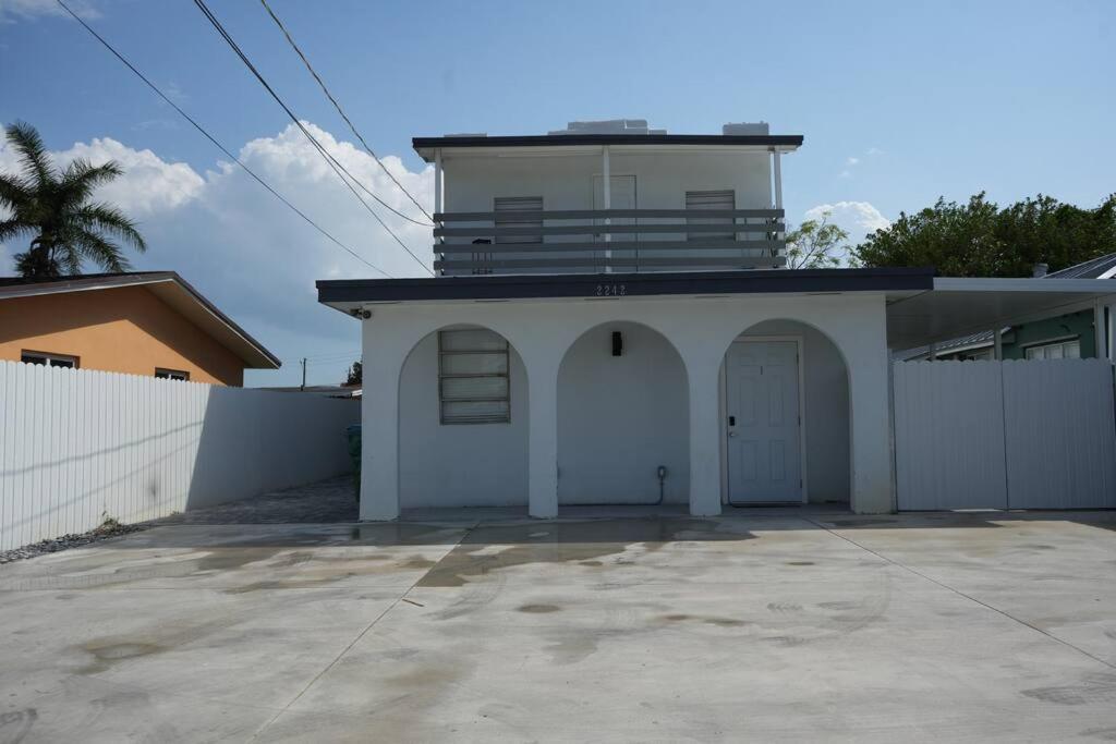 Modern Apartment Near Wynwood! Miami Bagian luar foto